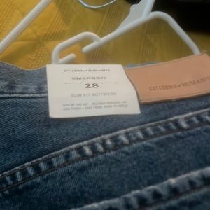 Citizens of humanity slim boyfriend sz 28